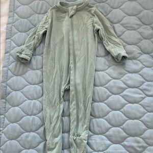 Kyte baby footie sage